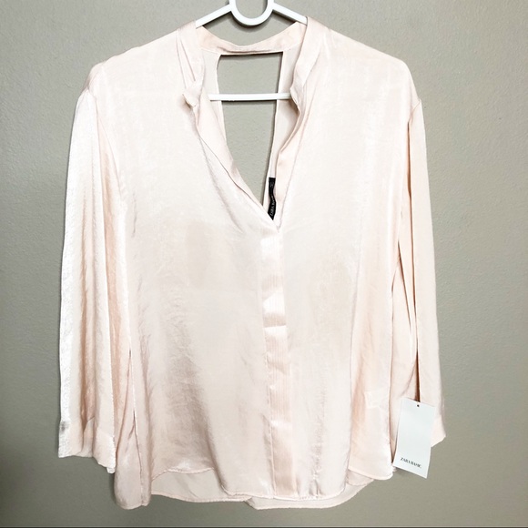 Zara basic blouse - Picture 1 of 5